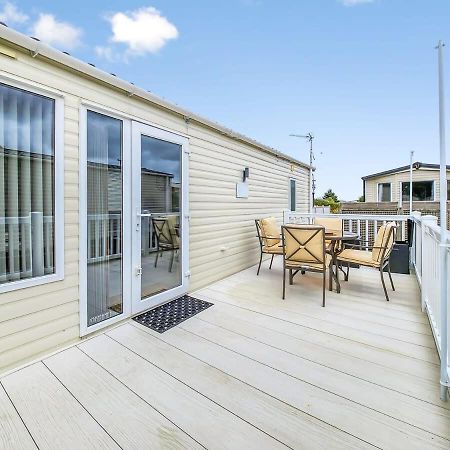 Escape To Paradise At Pevensey Bay Holiday Park 13 Woodland Walk Villa Exteriör bild